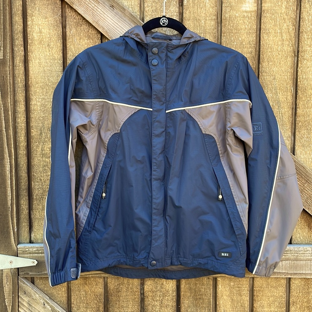 Boys REI Rain Jacket Size 12-14 years